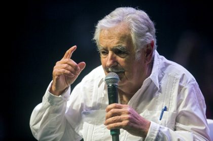 Pepe Mujica califica proceso de paz en Colombia como fallido.