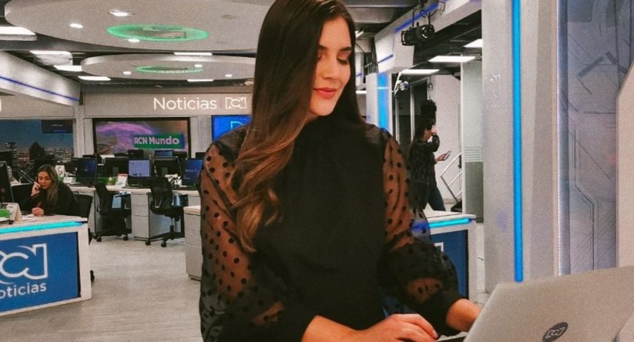 Isabella Atehortúa, presentadora.
