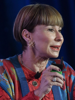 Ministra del Interior, Alicia Arango, y Jorge Tovar Vélez, hijo del exparamilitar 'Jorge 40'