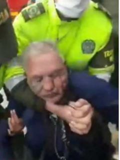 Adulto mayor agredido por policías por incumplir cuarentena