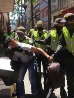 Vendedor ambulante en Pereira.