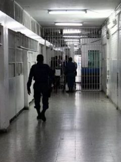 'App' para vigilar presos en la pandemia