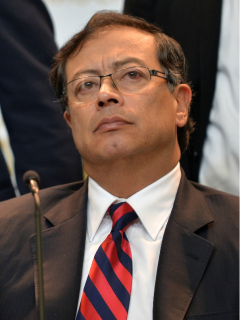 Francisco Barbosa y Gustavo Petro