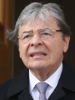 Carlos Holmes Trujillo