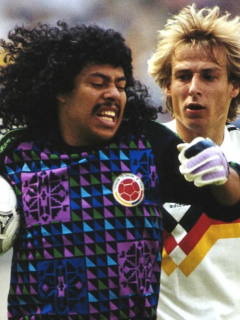 René Higuita con la Selección Colombia ante Alemania en Italia 90