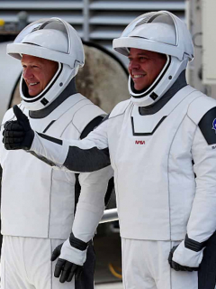 El diseño del traje de los astronautas fue inspirado en un esmoquin.