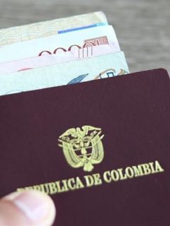 Mujer denuncia acoso de cónsul colombiano en España