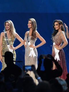 Zozibini Tunzi, Madison Anderson, Gabriela Tafur, Paweensuda Drouin y Sofía Aragón, reinas de Sudáfrica, Puerto Rico, Colombia, Tailandia y México en Miss Universo 2019.