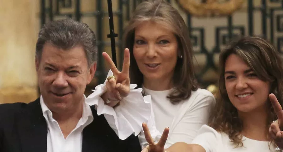 Juan Manuel Santos, expresidente, con su esposa, 'Tutina', y su hija, María Antonia.