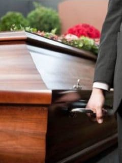 Cierran funeraria en Valledupar por velar a muerto con coronavirus
