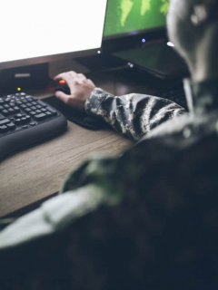 Más periodistas espiados por el Ejército de Colombia