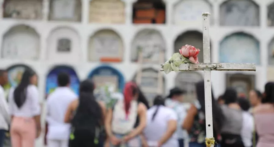 Piden no construir en cementerio para proteger cuerpos de desaparecidos