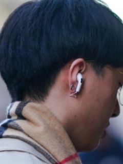 AirPods