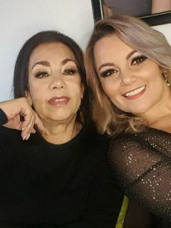 Fabiola Calle y Lina Barrientos, de Las hermanitas Calle