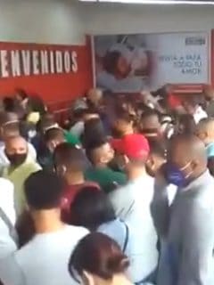 Alkosto de Cali en día sin IVA