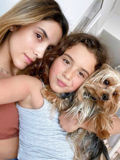 Daniela Ospina y Salomé Rodríguez Ospina