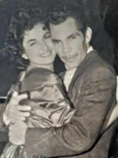 Araceli Julián junto a su esposo. Ramón Valdés / Carmen Valdés junto a su papá, Ramón Valdés.
