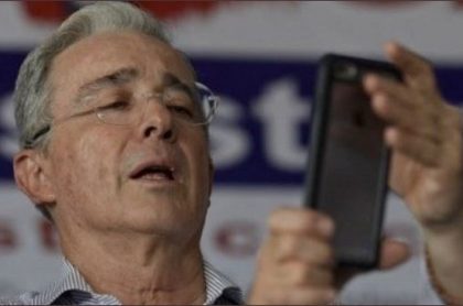 Análisis sobre tendencias a favor y en contra de Álvaro Uribe