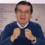 Fernando Ruiz, ministro de Salud