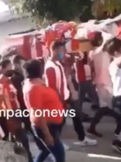 Hinchas del Junior que hicieron sepelio masivo en el Atlántico