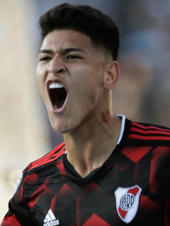 Jorge Carrascal, volante de River Plate