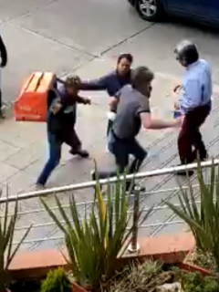 Pelea-Cedritos