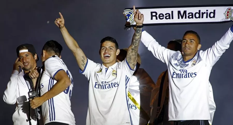 James Rodríguez celebrando título de liga del Real Madrid