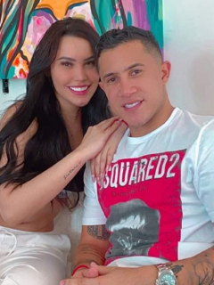 Fotos de la novia de Michael Ortega; no es Ana del Castillo.