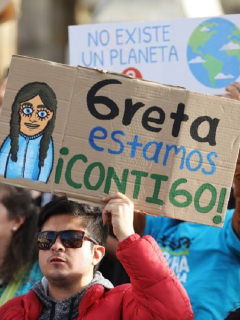 Apoyo a Greta Thunberg en manifestación por el cambio climático en Colombia