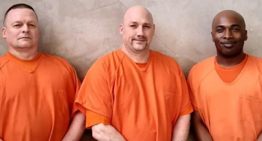 Video: presos salvan vida de guardia que sufrió ataque cardiaco