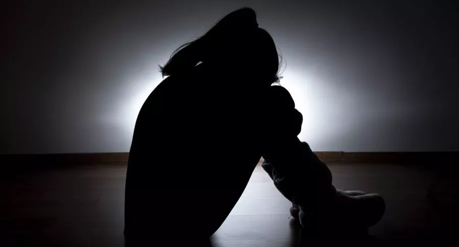 Imponen servicio social como castigo a menor de 14 años, que violó una niña de 11