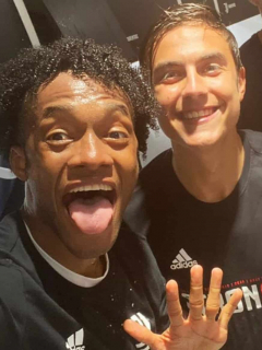Juan Guillermo Cuadrado y Paulo Dybala