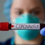 Pruebas de coronavirus amenor con resultados diferentes