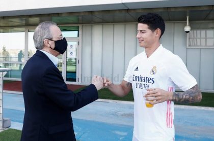 Florentino Pérez y James Rodríguez en la ciudad deportiva del club blanco.