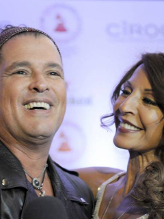 Reclamo de Amparo Grisales a Carlos Vives sobre su esposa Claudia Elena Vásquez.