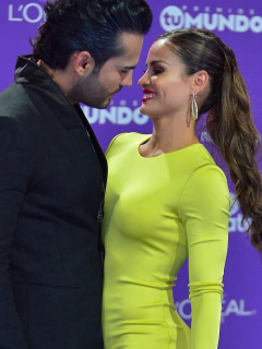 Lo primero que famosos vieron a sus parejas.