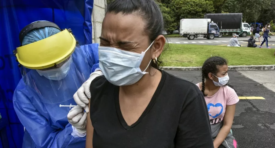 Vacunación en Colombia durante la pandemia de COVID-19