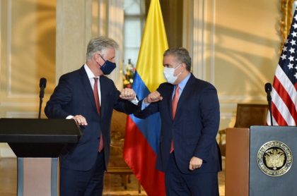 Robert O'Brien, asesor de Seguridad Nacional de EE.UU., e Iván Duque, presidente de Colombia.