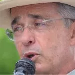 Álvaro Uribe renunció al Senado