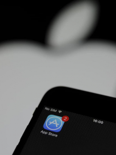 Epic Games recibe apoyo para que Apple baje la tarifa de la App Store