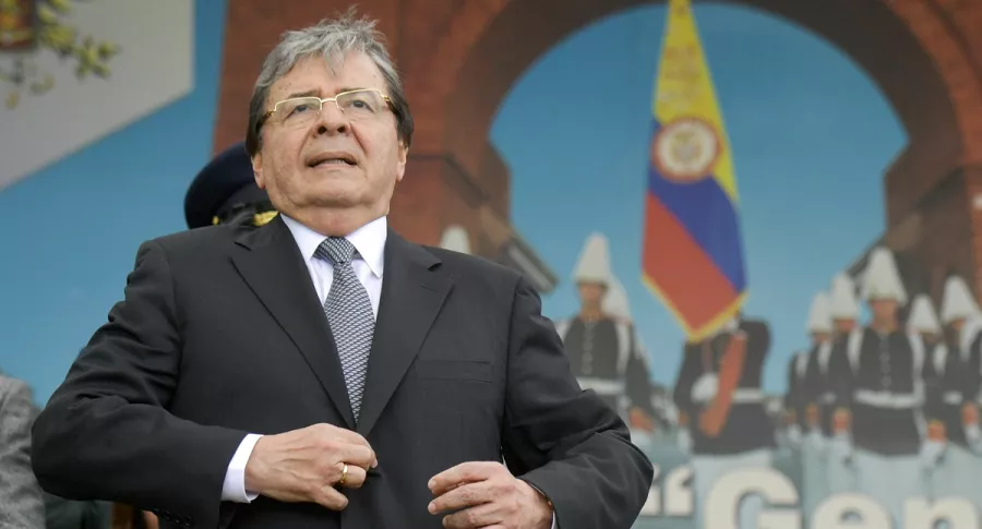 Carlos Holmes Trujillo podría ser candidato presidencial del uribismo