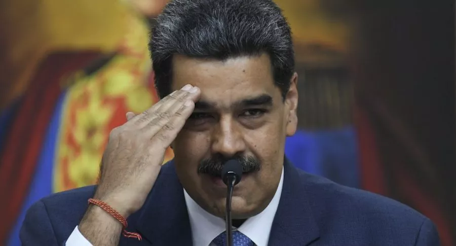 Maduro dice que producirá vacuna rusa en su país.