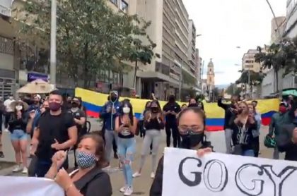 Trabajadores de gimnasios protestan en centro de Bogotá