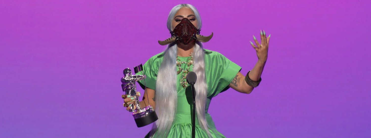Lady Gaga recibe premio a canción del año en los Premios MTV VMA's 2020.