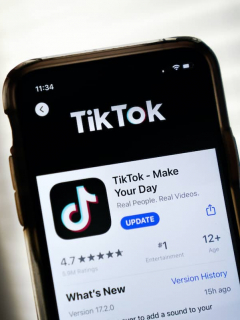 Imagen de aplicación TikTok que ilustra nota sobre la oferta de Triller para comprar la 'app' china