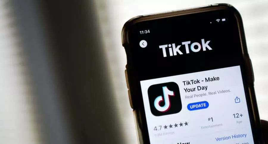 Imagen de aplicación TikTok que ilustra nota sobre la oferta de Triller para comprar la 'app' china