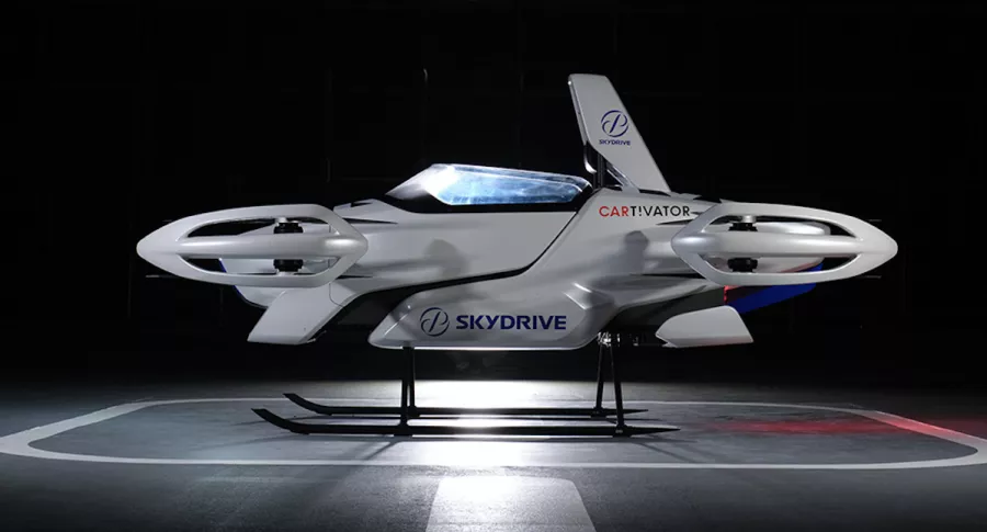 Carro volador de SkyDrive, que hizo su primer recorrido tripulado en Japón