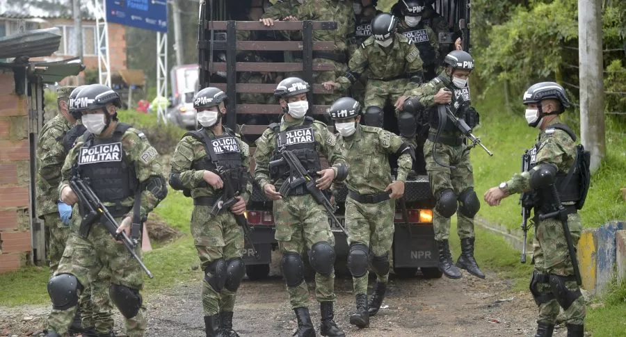 Imagen de militares colombianos ilustra nota sobre proyecto para implementar el voto militar en Colombia