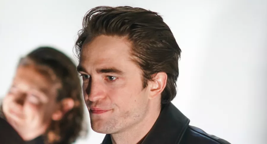 Robert Pattinson, protagonista de 'The Batman', cinta que tuvo que parar rodaje por caso de COVID-19 en el set.