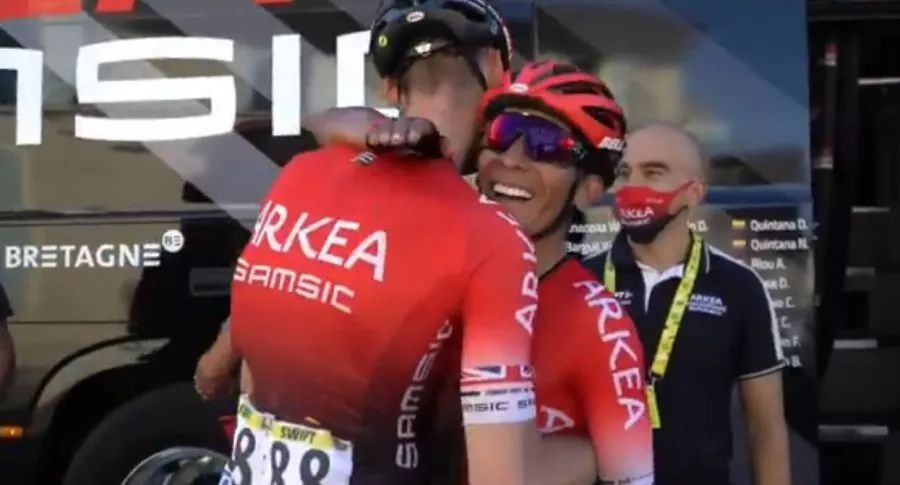Nairo Quintana bastante feliz luego de no perder tiempo en etapa 7 del Tour de Francia